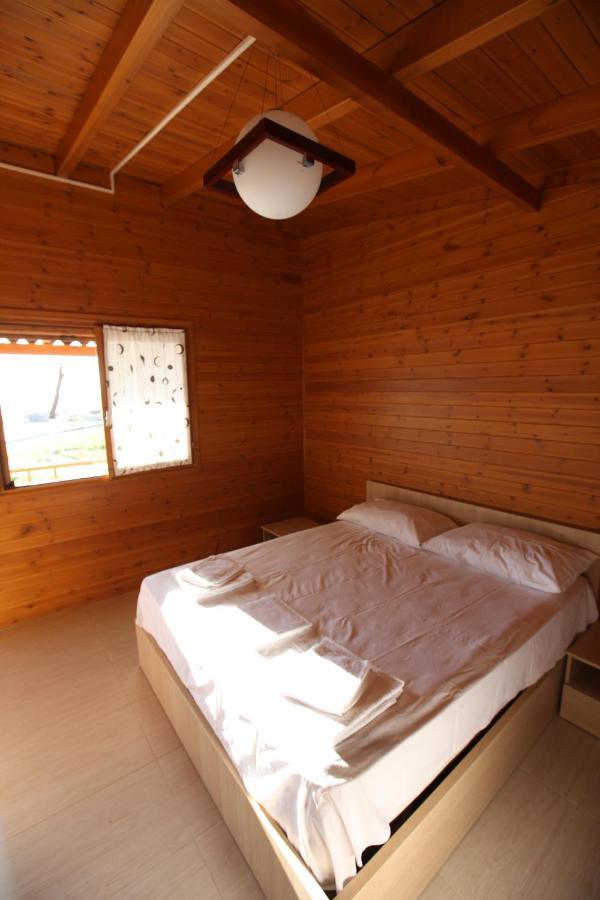 Bunec Beach Resort Piqeras Dış mekan fotoğraf